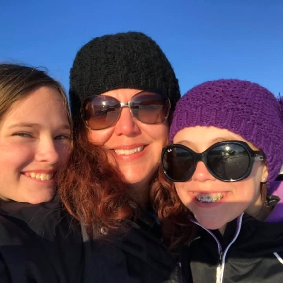 Meet your Posher, Amy - Picture 1 of 1